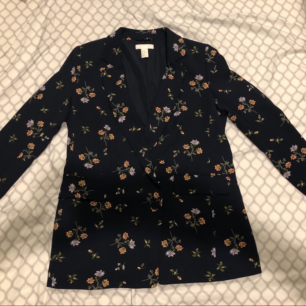 Navy double-breasted blazer